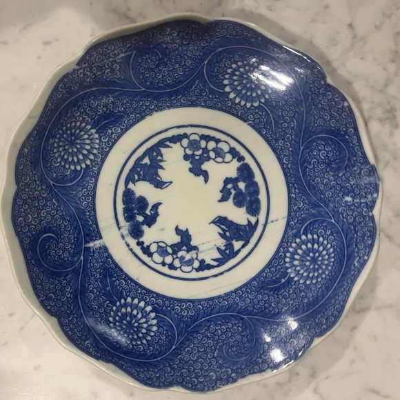 Blue and White Floral Decorative Plate - Picture 3 of 5